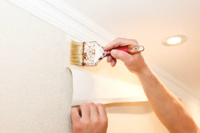 Pose de papier peint à la Vernotte — revêtements muraux et toiles de verre